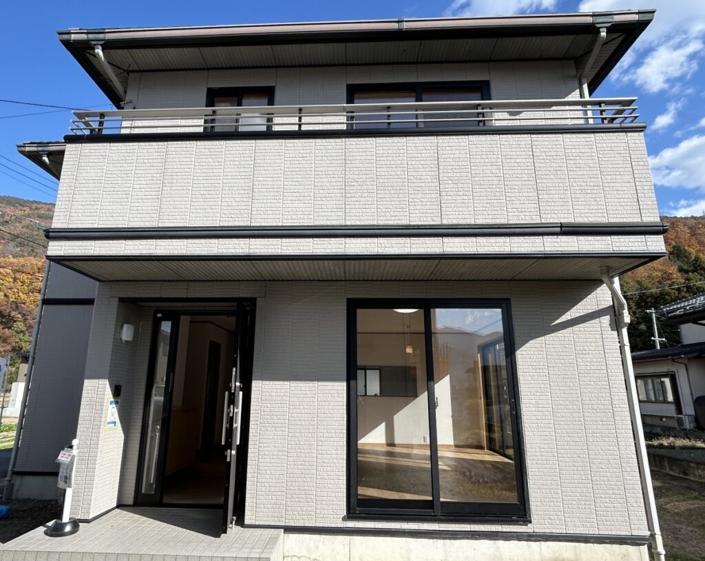 千曲市大字磯部　中古戸建