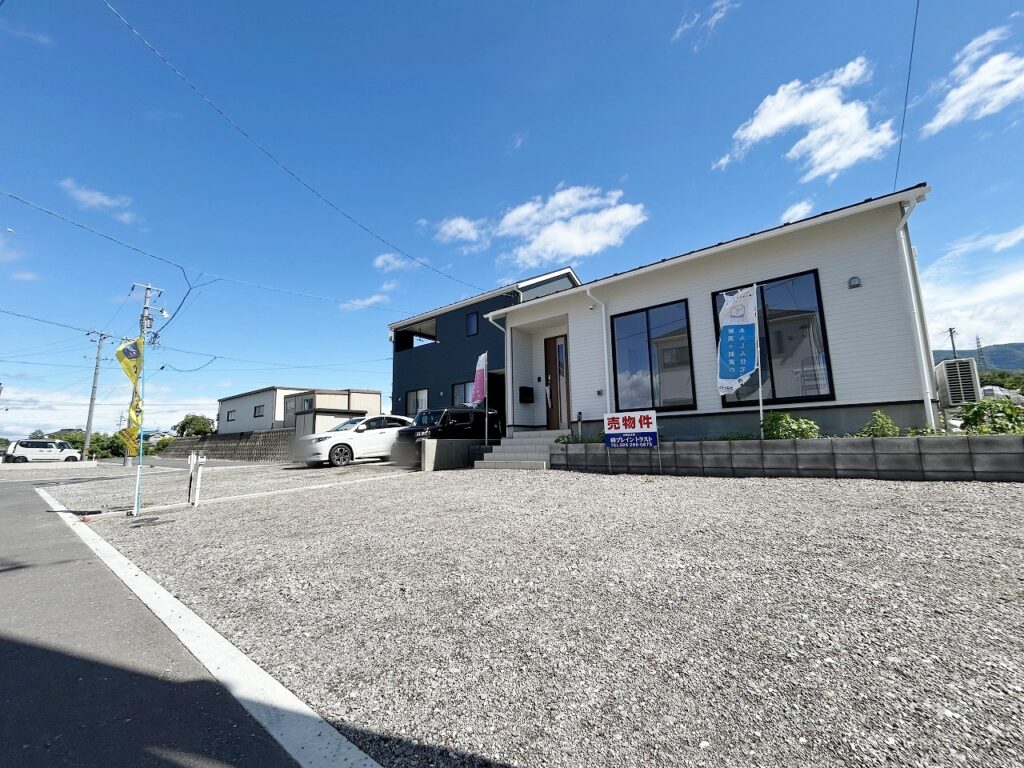 東御市常田　新築戸建　３号棟