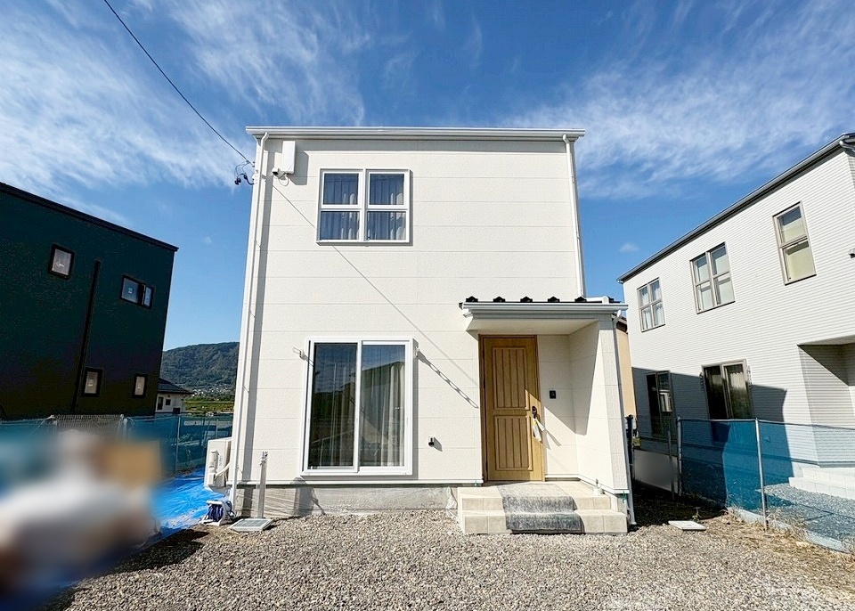 千曲市大字新田　新築戸建