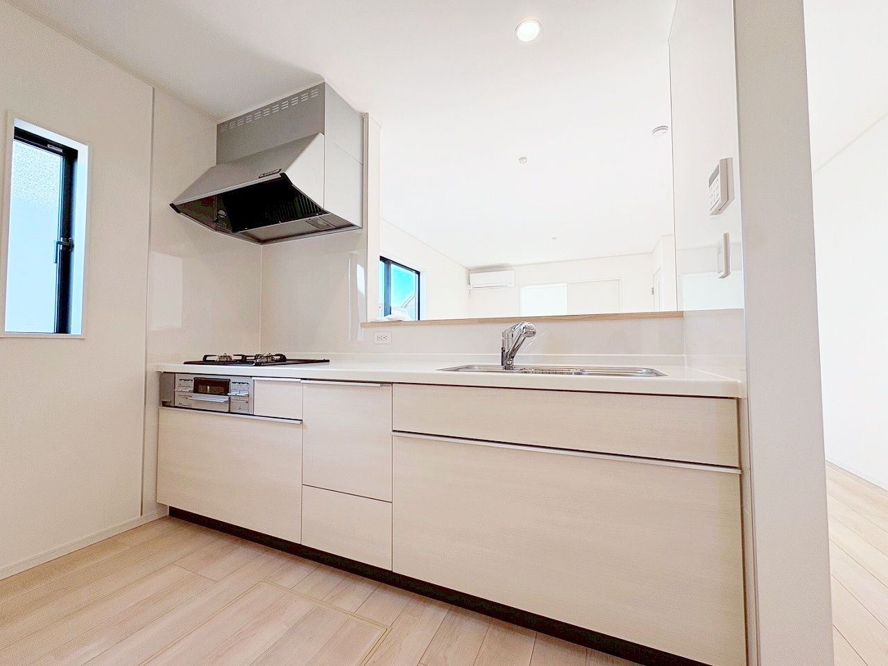 千曲市大字中 　新築戸建