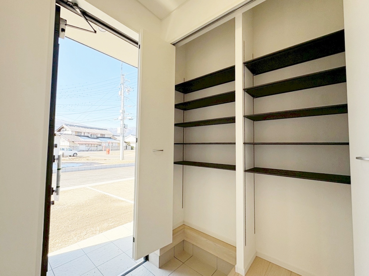 千曲市大字中 　新築戸建