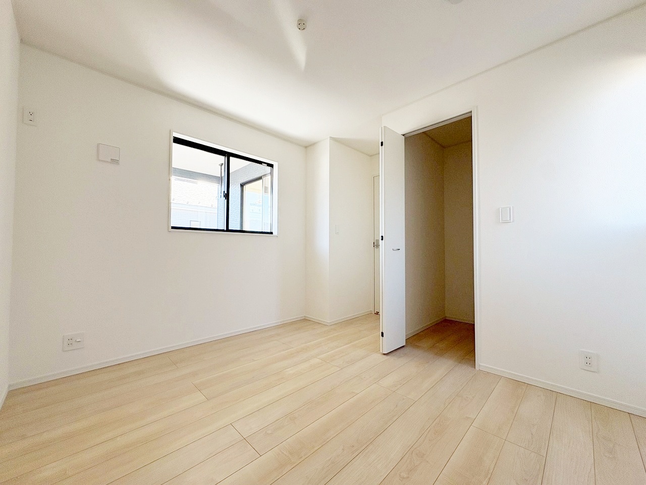 千曲市大字中 　新築戸建