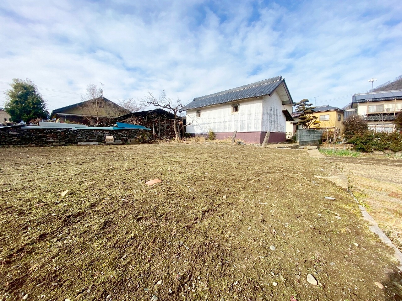 千曲市大字内川　土地