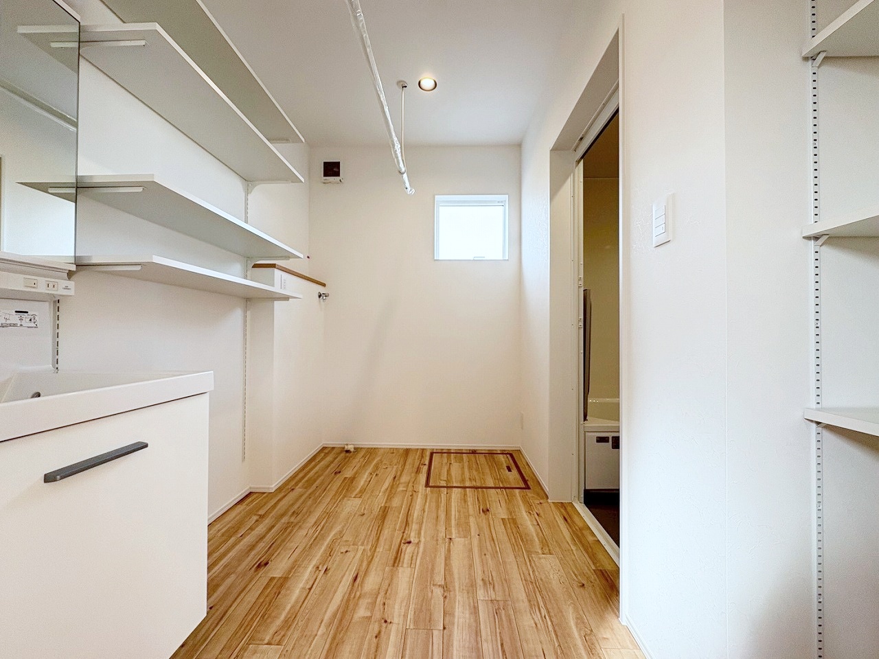 千曲市大字内川　新築戸建