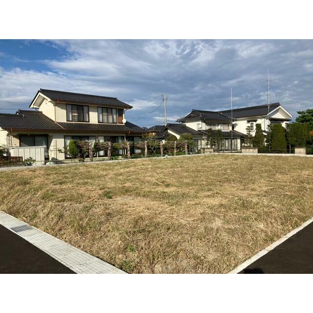 千曲市大字稲荷山　土地