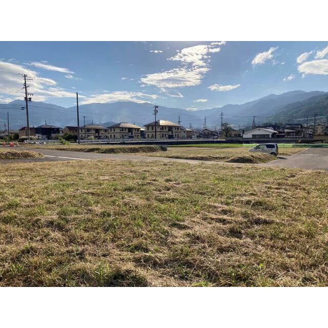 千曲市大字稲荷山　土地