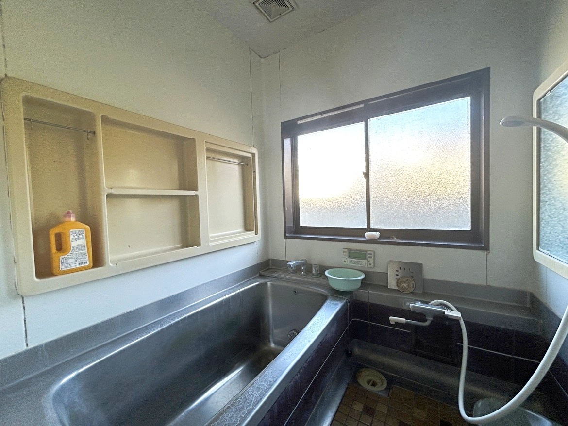 中野市大字三ツ和　中古戸建