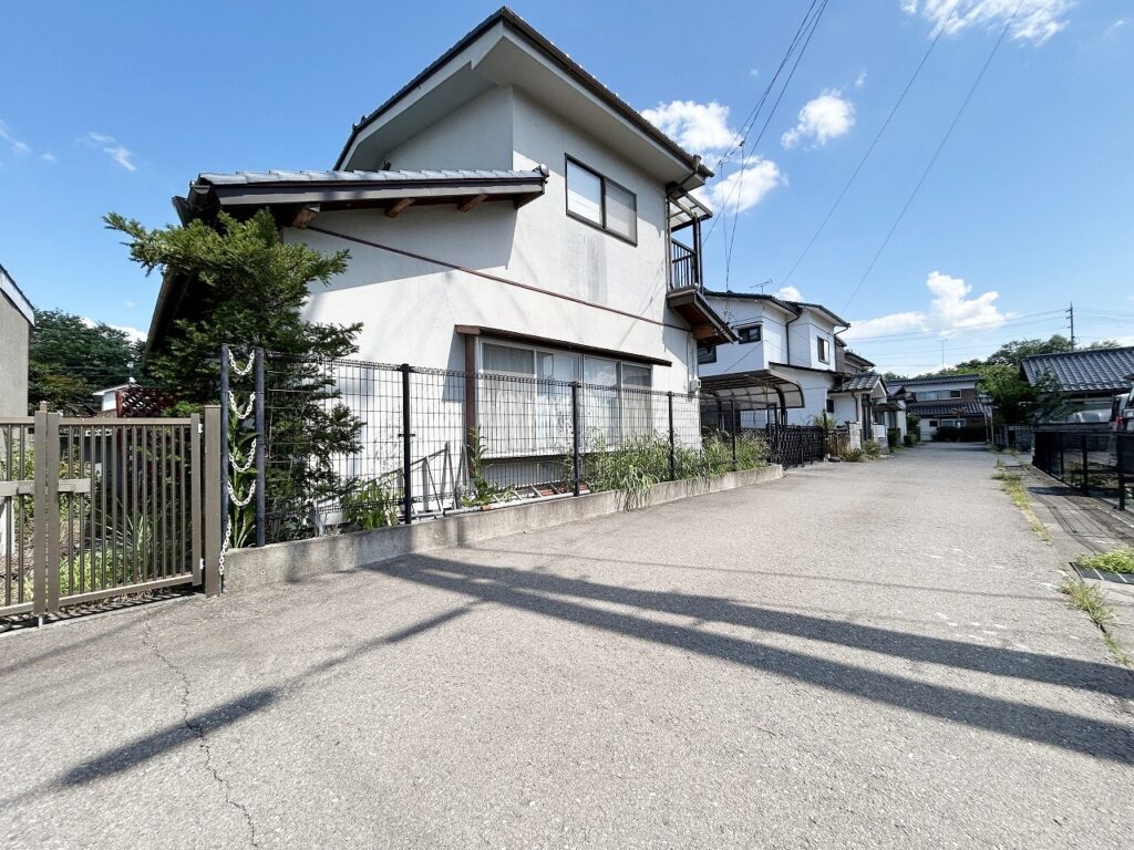 佐久市岩村田　土地