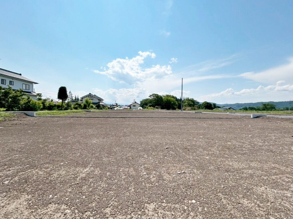 佐久市塚原　12区画分譲地
