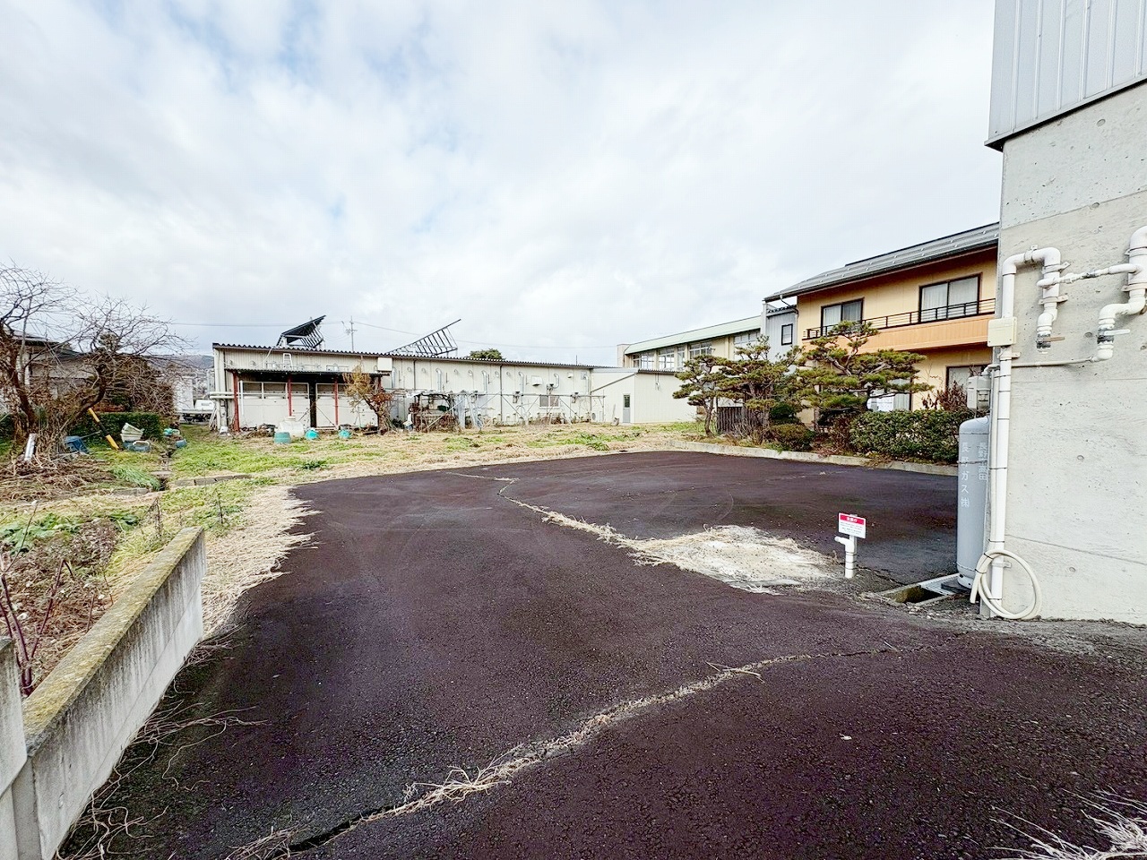 中野市大字草間 中古作業所