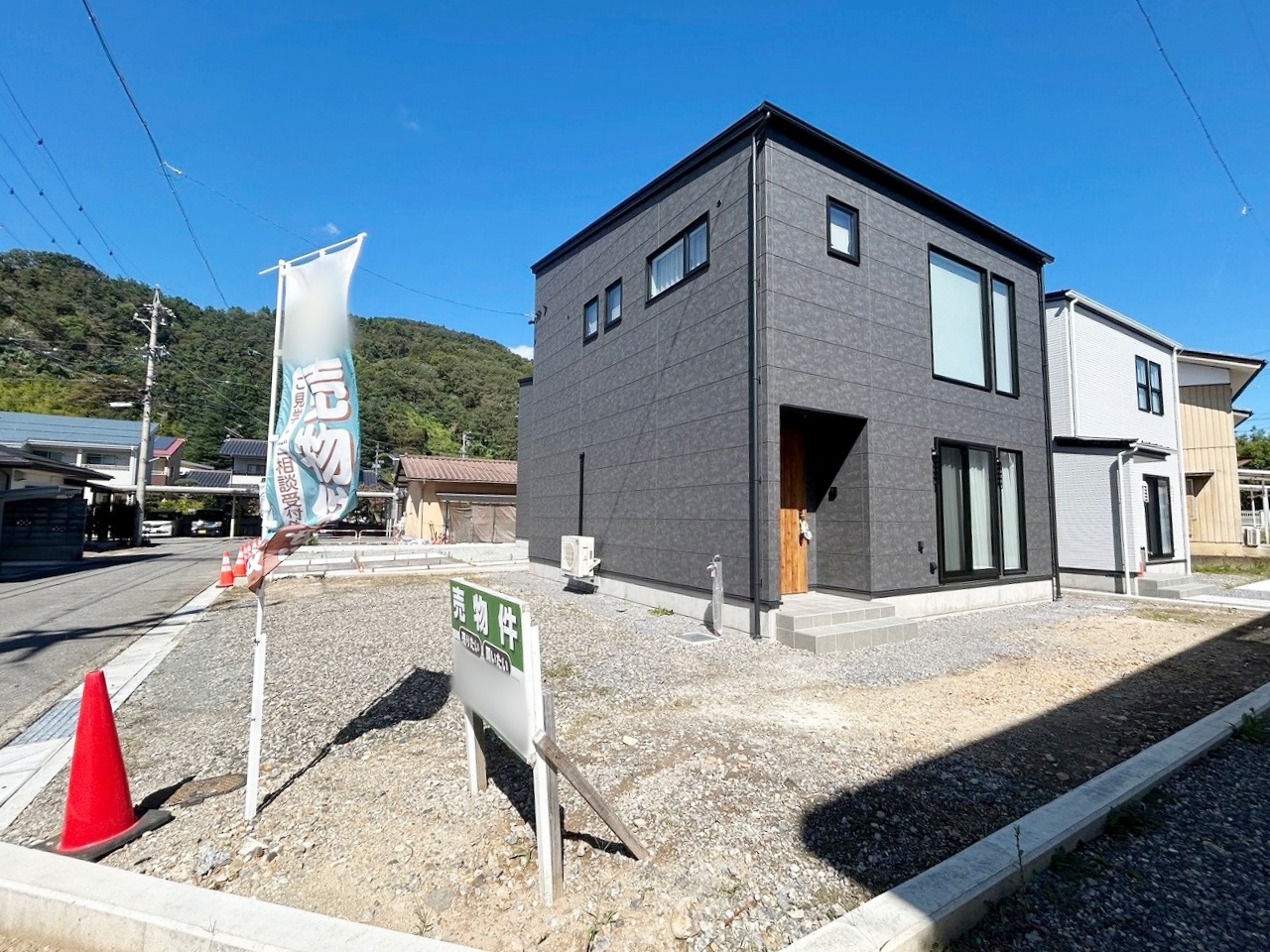 長野市安茂里小市１丁目　新築戸建