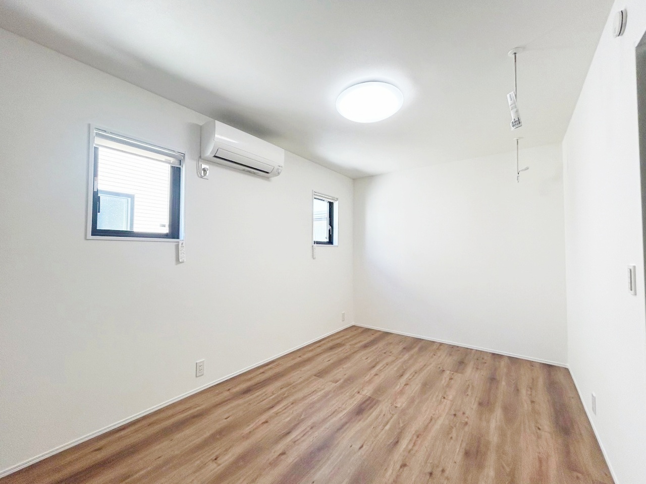 長野市安茂里小市１丁目　新築戸建