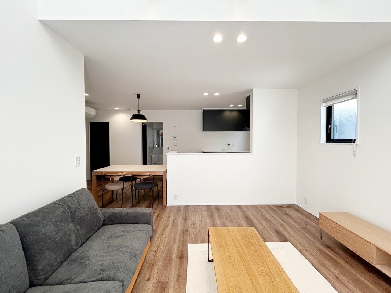 長野市安茂里小市１丁目　新築戸建