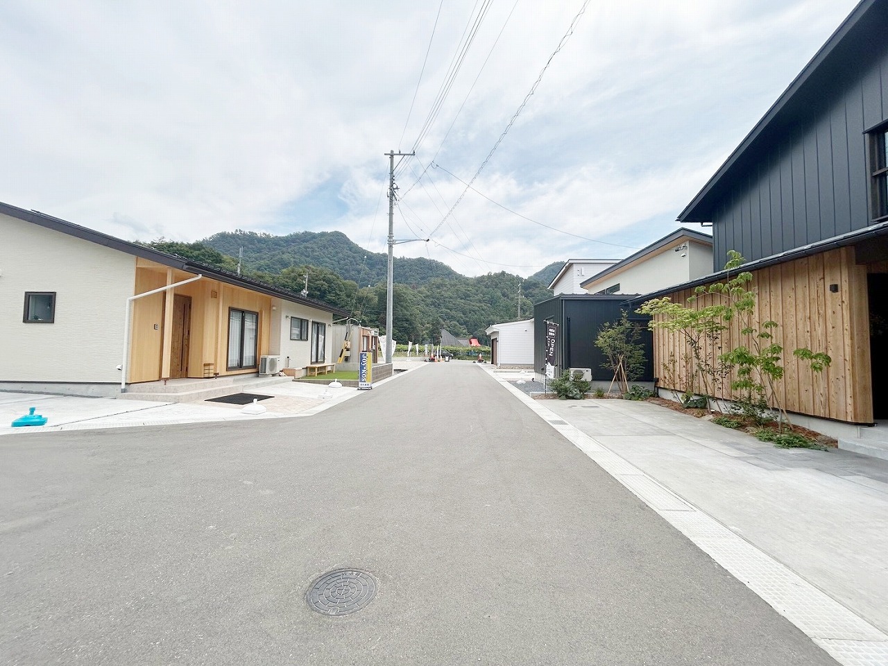 中野市大字中野栗和田 新築戸建