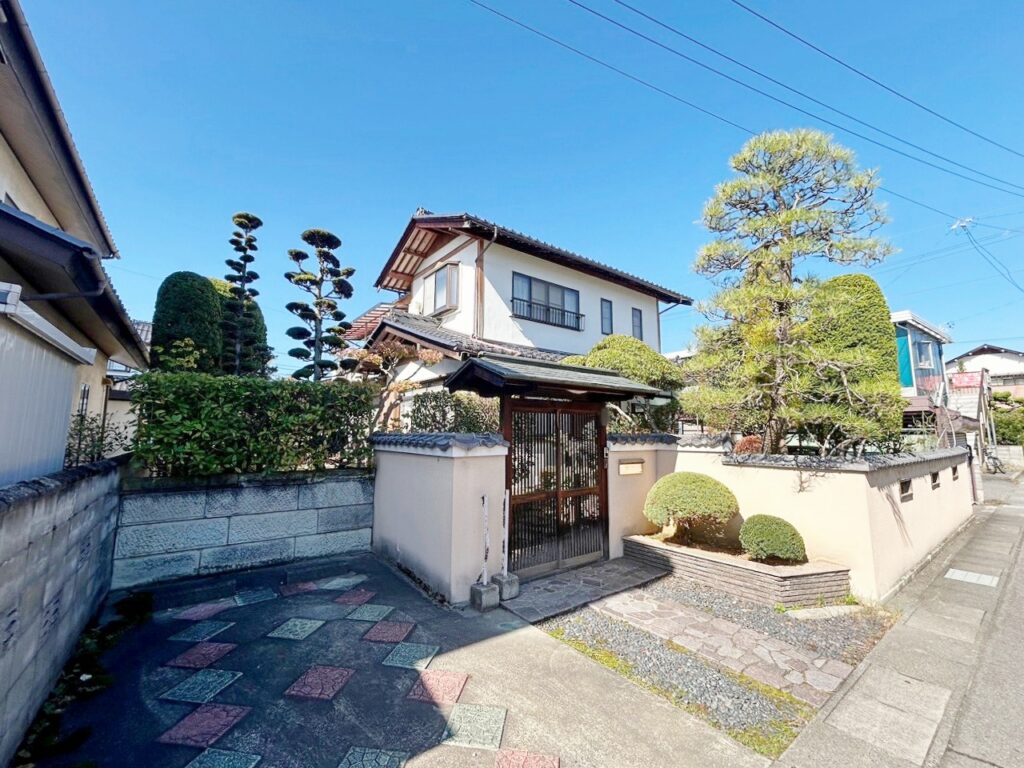 長野市大字高田　中古戸建